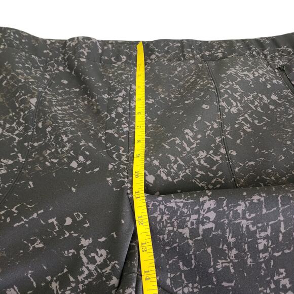 Lane Bryant Womens On The Go Slim Ankle Pant Plus Size 26 Black Viper Print NEW - Picture 10 of 12